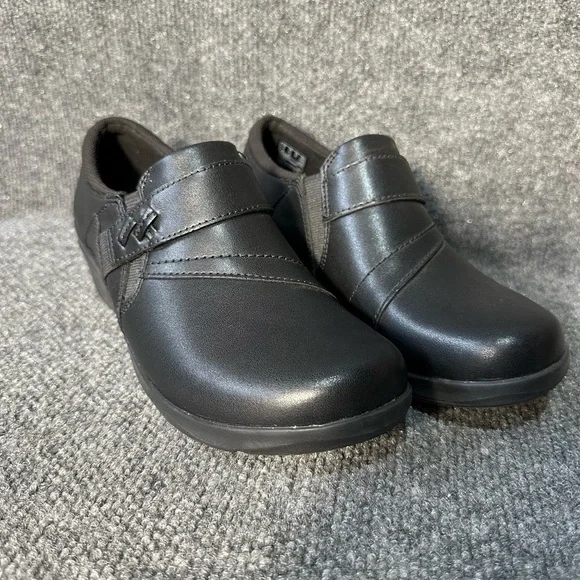 NWT women’s Clark’s Angie Pearl leather slip on shoes SZ 6.5 - Picture 5 of 8